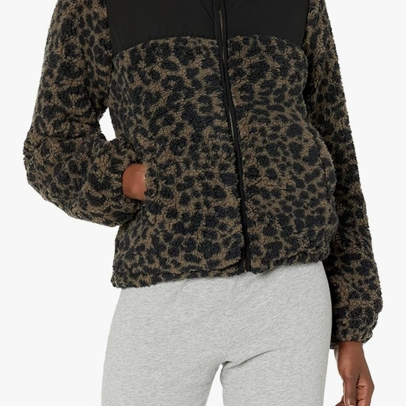 PJ Salvage Black and Gray Teddy Jacket - Picture 5 of 6